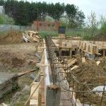 Арматурный каркас перед укладкой