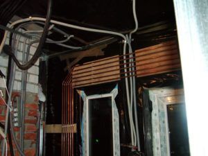 Электропроводка в каркасном доме
