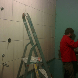Укладка плитки в ванной